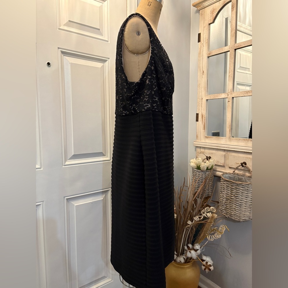 R&M Richards Black Sequined Dress w/Jacket Cream Detail 18 Dark Romantic Lace - Picture 6 of 10